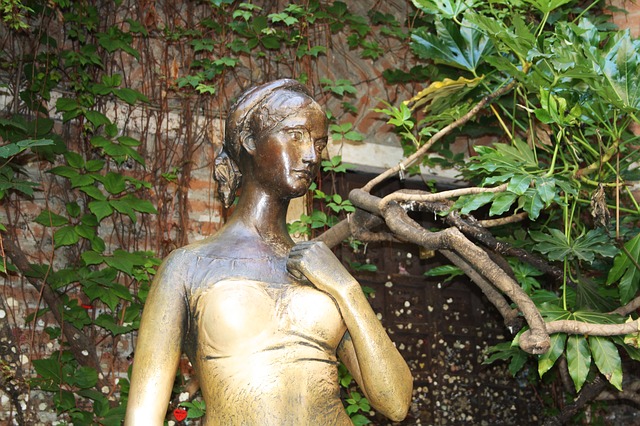 statua julije